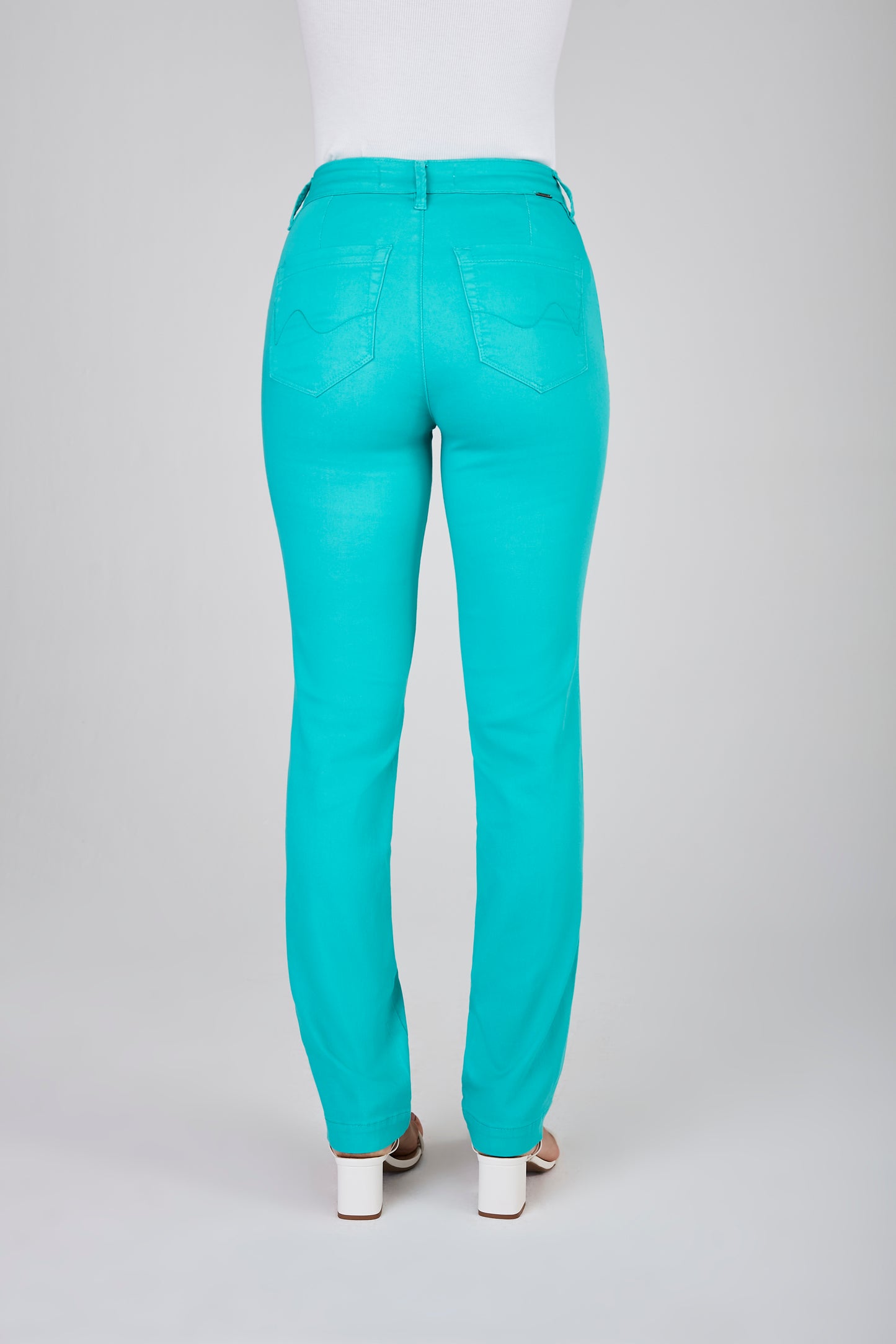 calça sarja color reta cintura intermediária alfaiataria