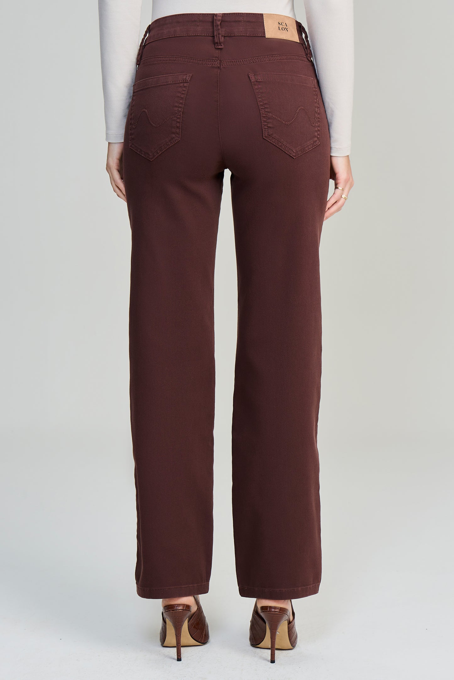 calça  sarja color reta cintura intermediária básica