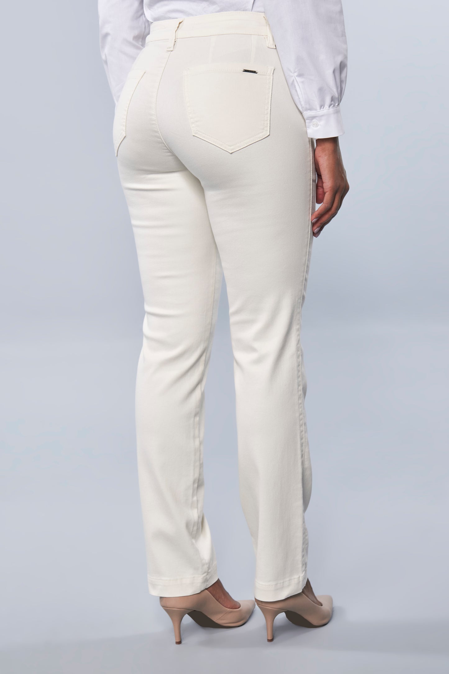 calça sarja color reta cintura intermediária alfaiataria