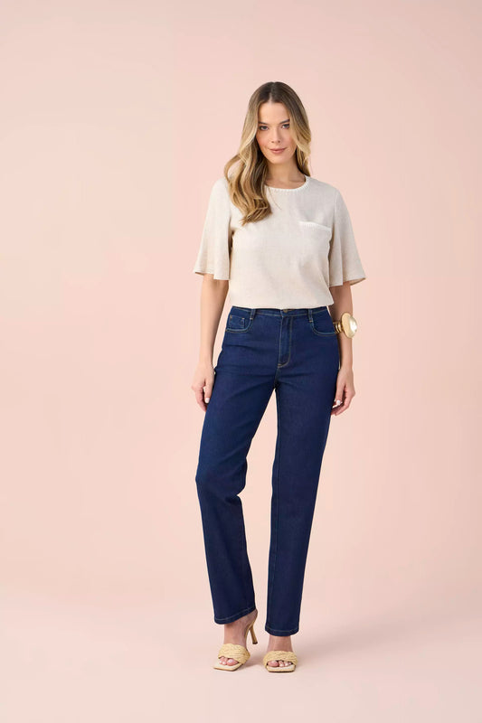 calça jeans reta cintura intermediária com travetes e bordado
