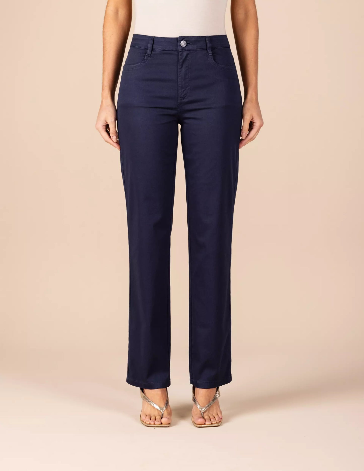 calça sarja color reta cintura intermediária básica