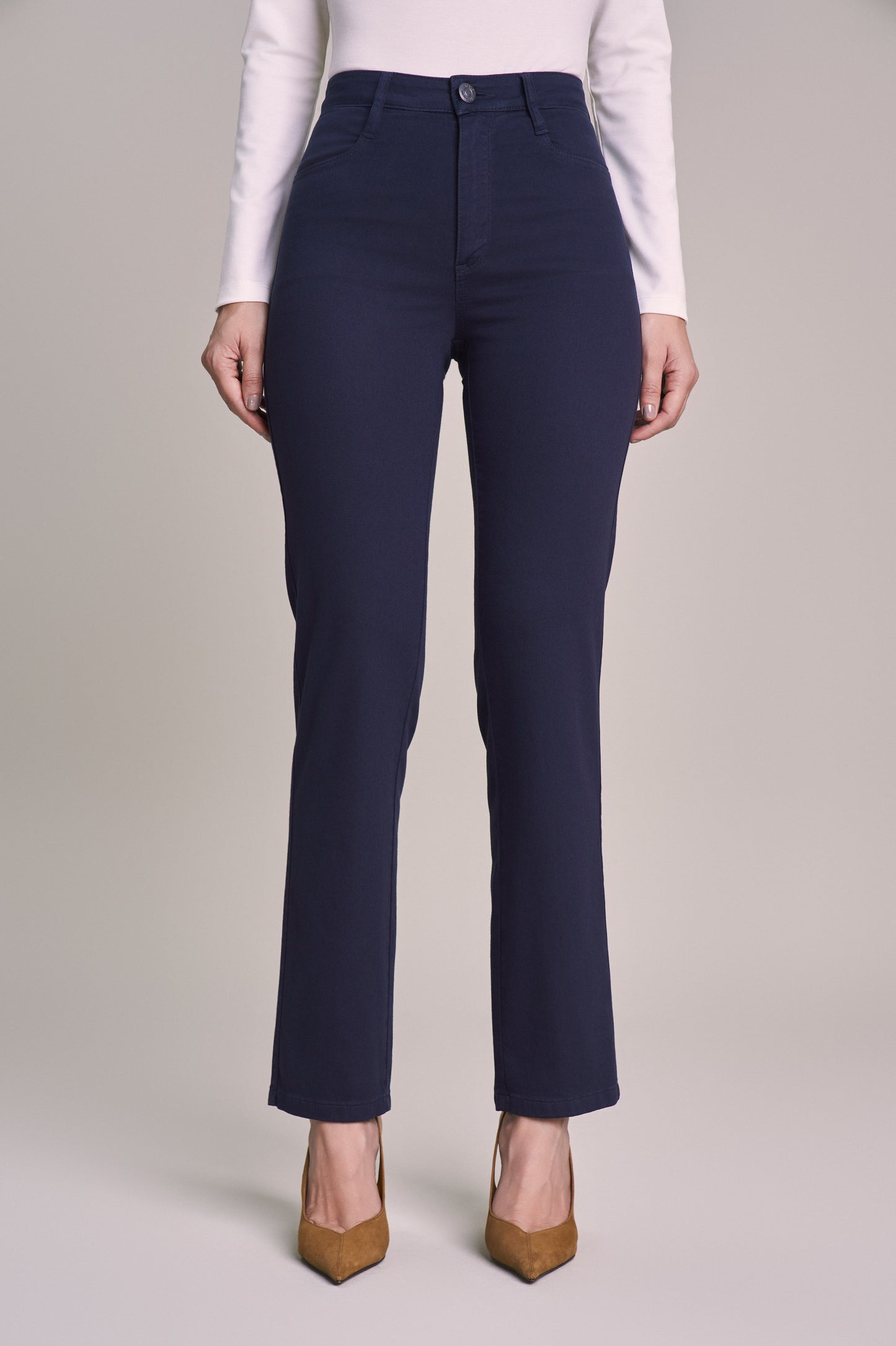 calça sarja color reta cintura intermediária básica