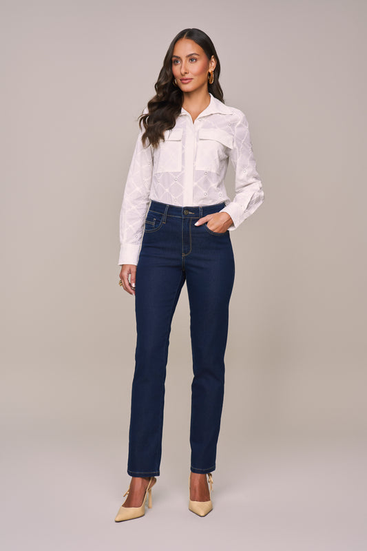 calça jeans reta cintura intermediária com cristais
