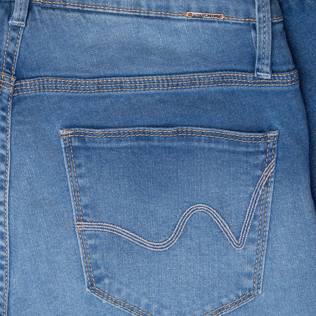 calça jeans cropped barra virada