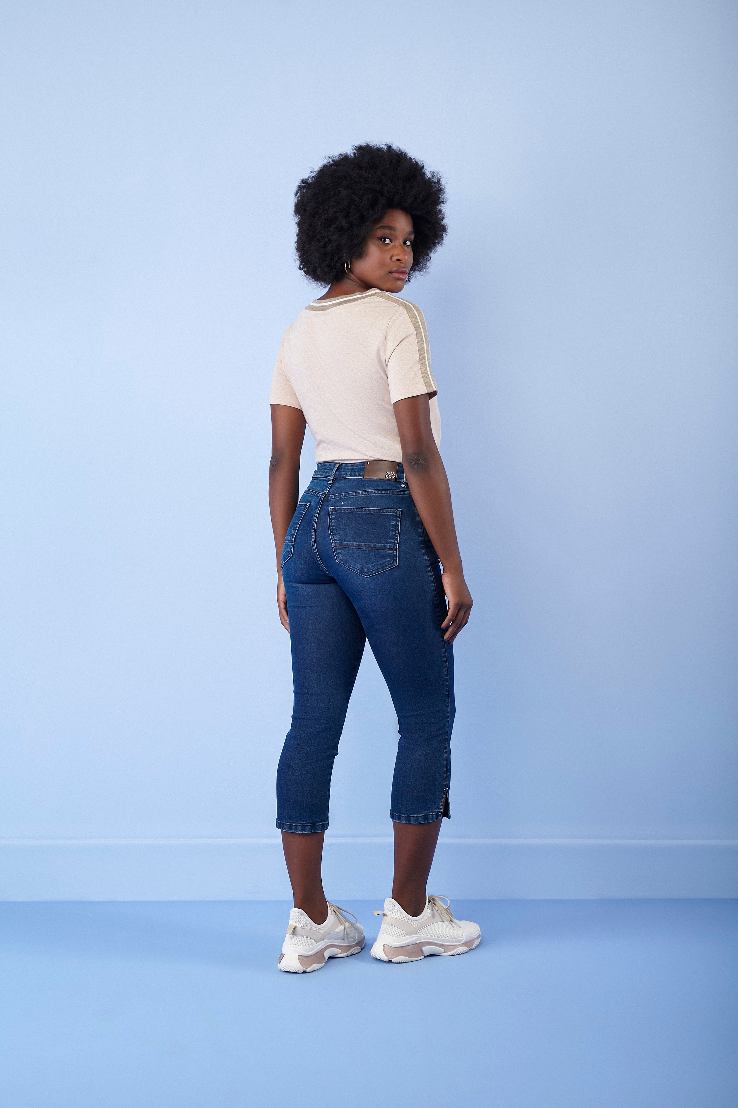 cal a jeans cropped cintura intermedi ria com pespontos caf Scalon