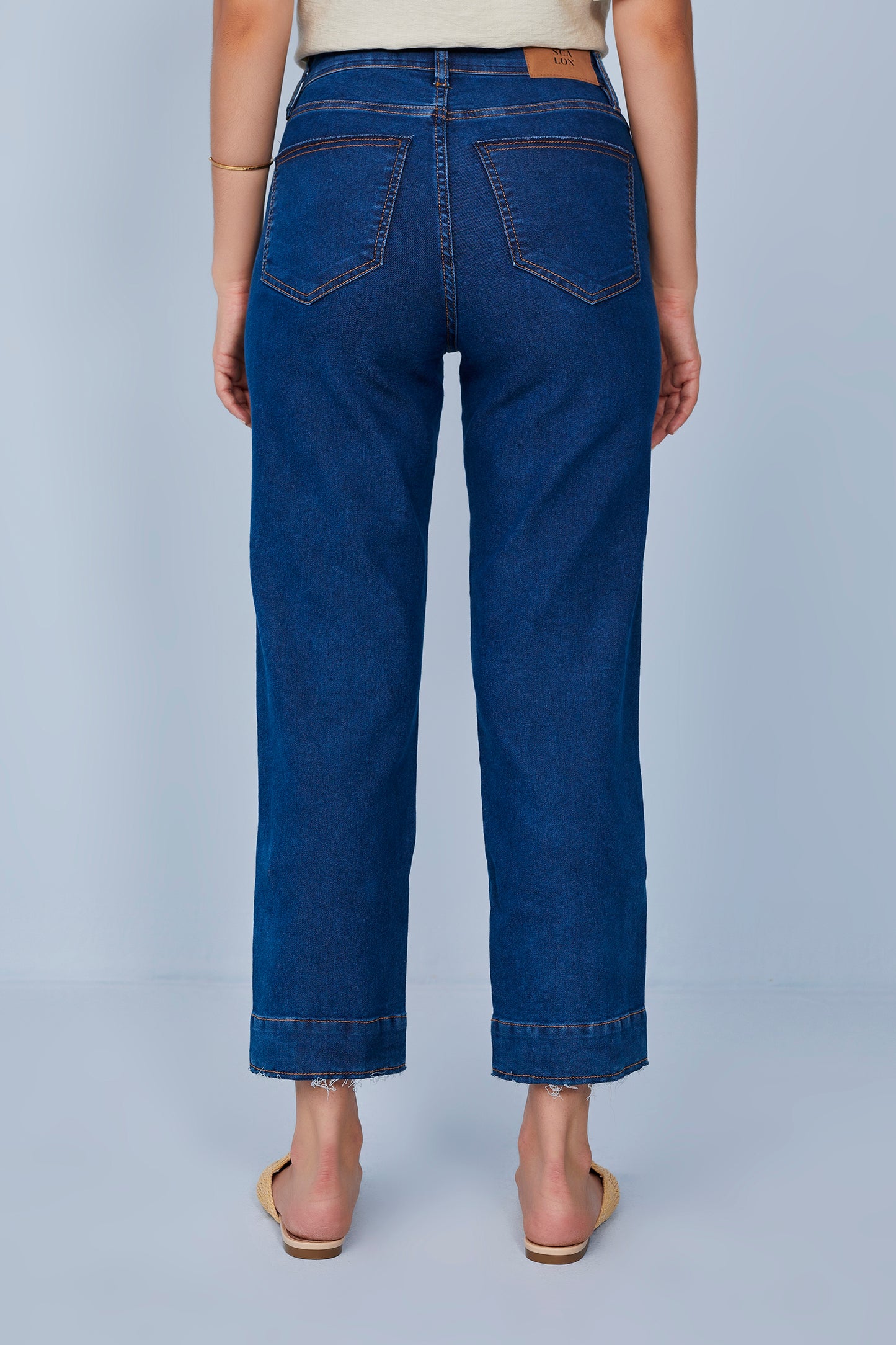 calça jeans pantcropped cintura intermediária com nervura