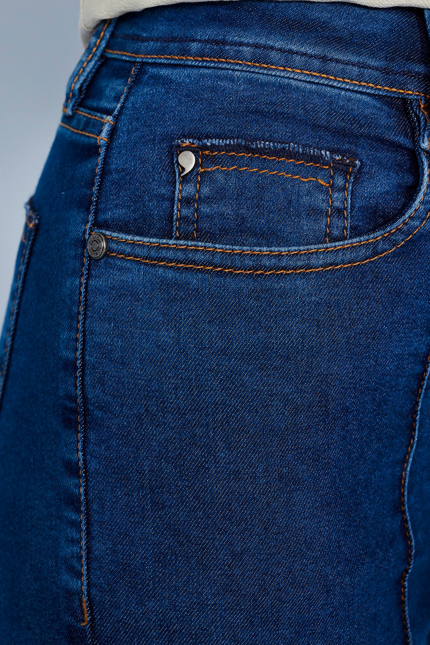 calça jeans pantcropped cintura intermediária com nervura