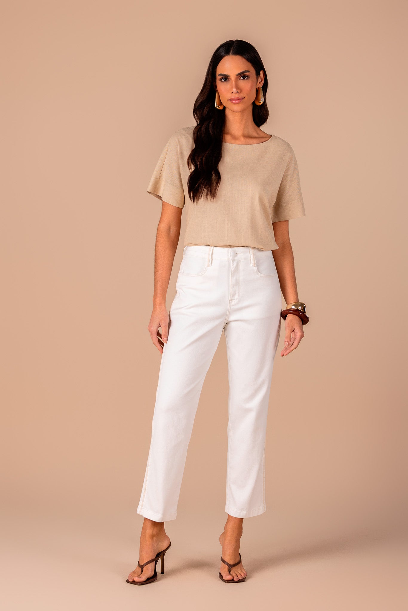 calça sarja pantcropped cintura intermediária com cadarã‡o lateral