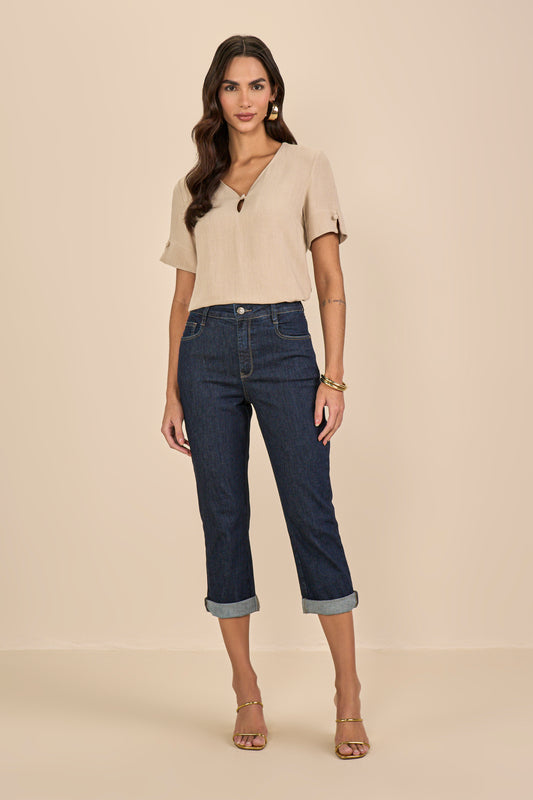 calça jeans cropped cintura intermediária com galão