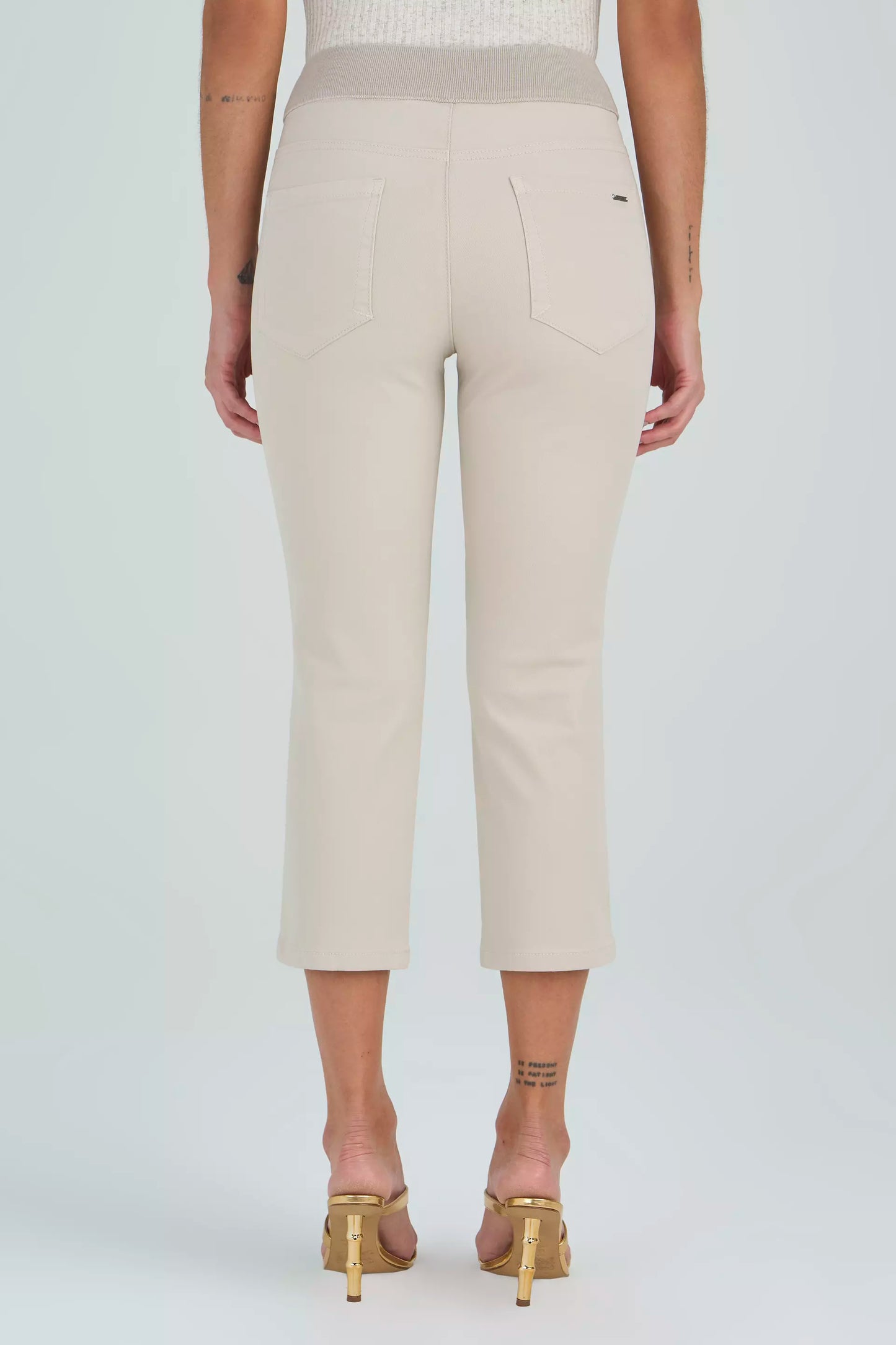 calça malha color cropped cintura intermediária cós de tricot