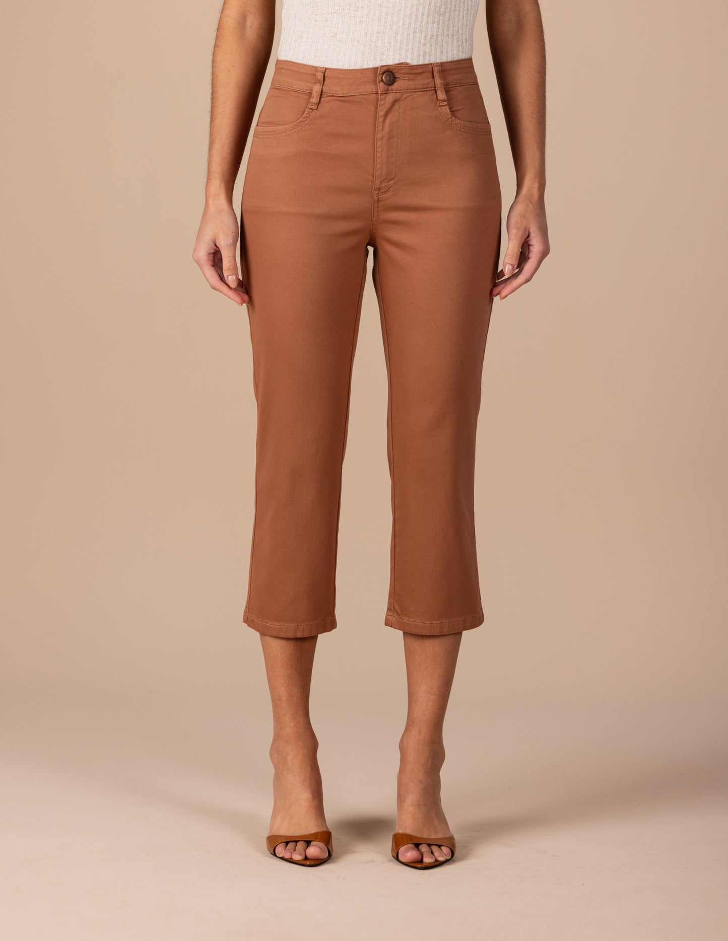 calça sarja color cropped cintura intermediária básica