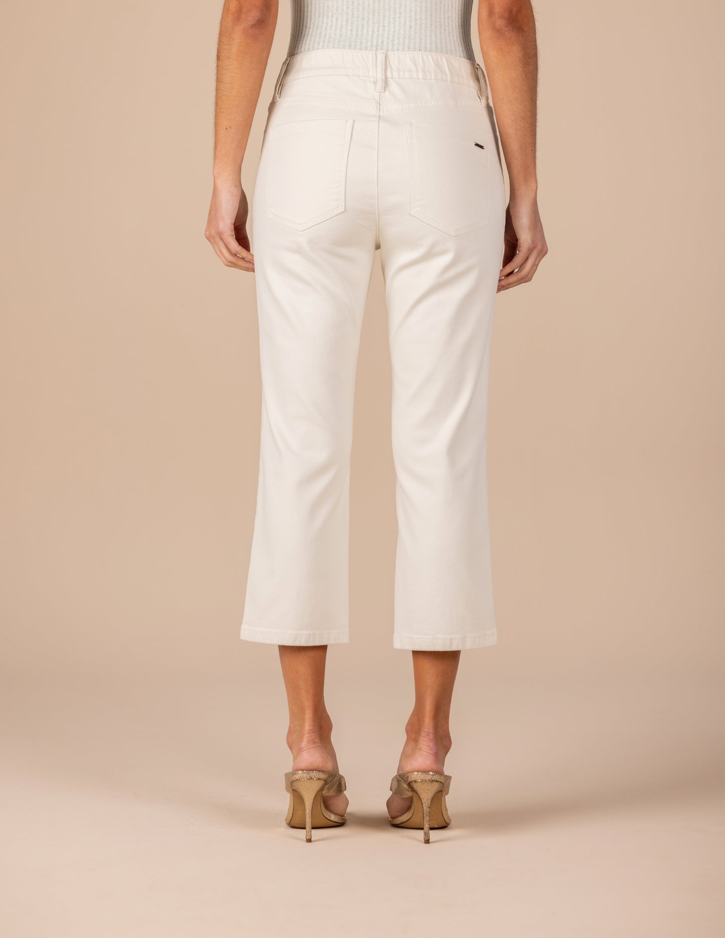 calça malha color cropped cintura intermediária com elástico