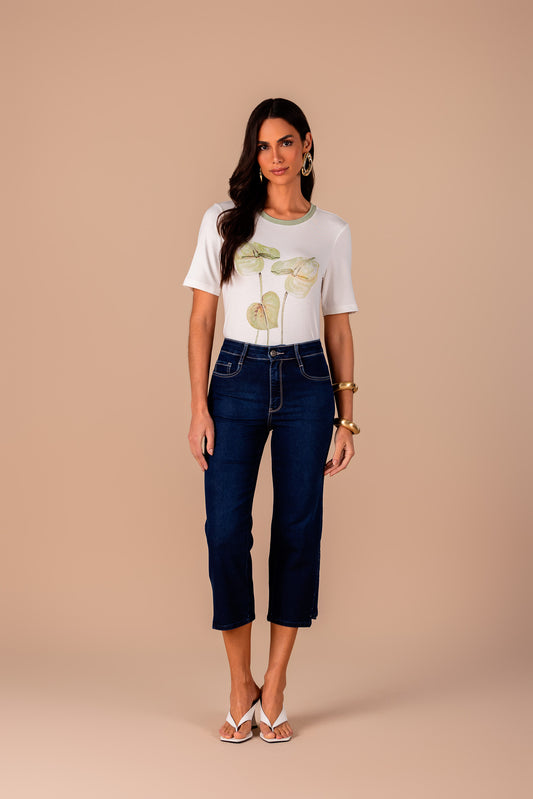 calça jeans cropped cintura intermediária barra assimétrica com cristais