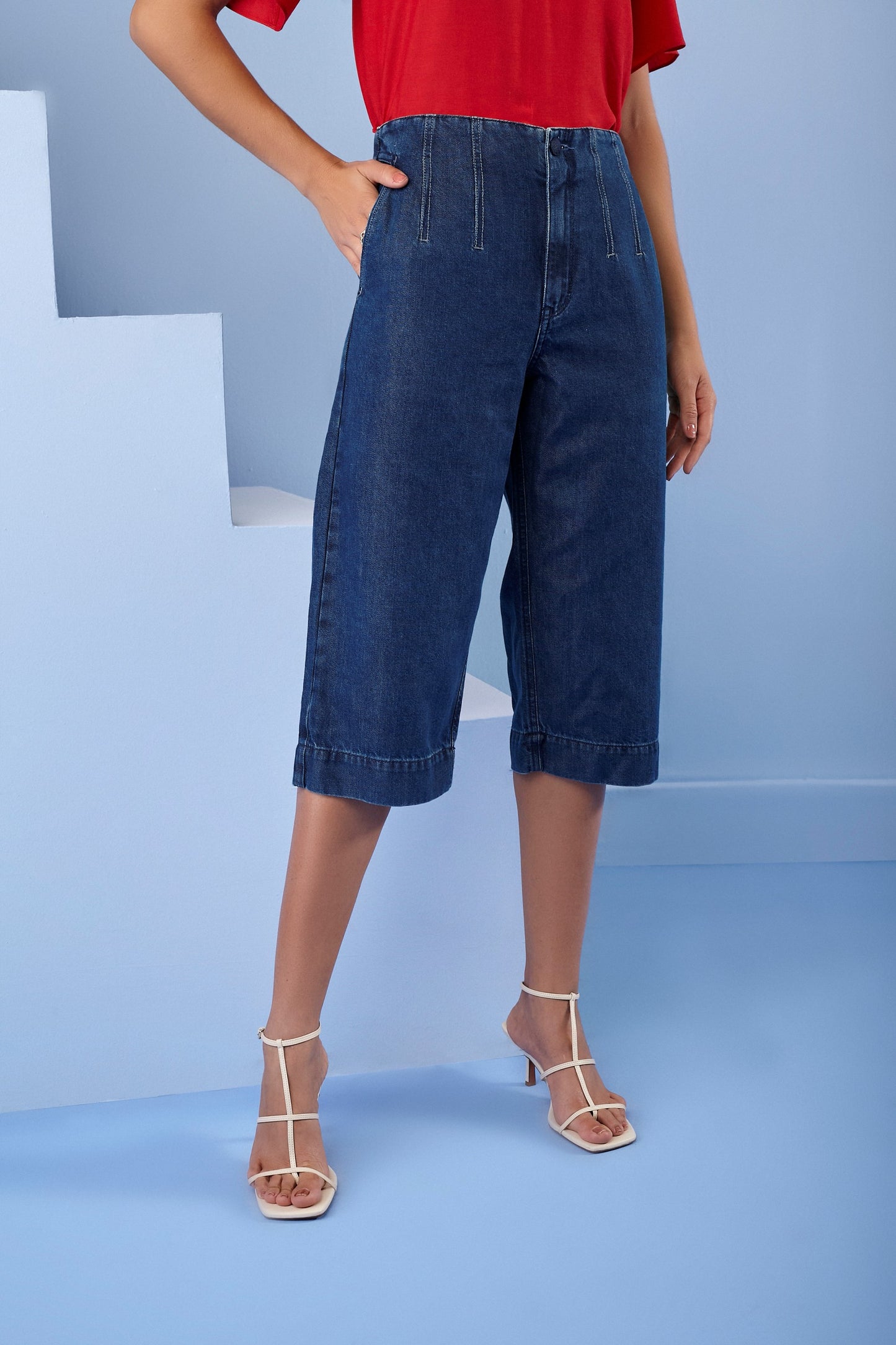 calça jeans cropped cintura intermediária alfaiataria