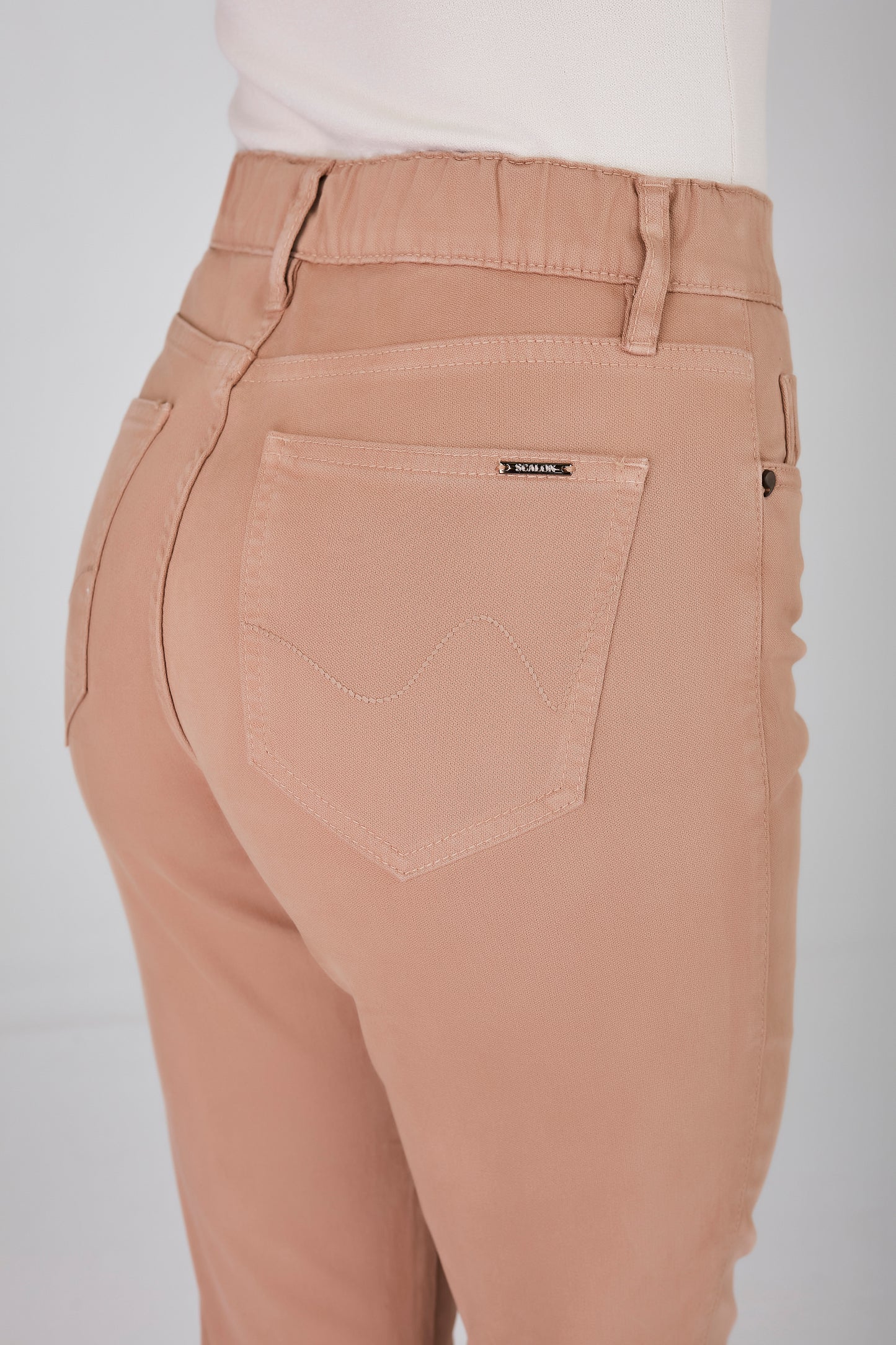 calça malha color cropped cintura intermediária com elástico