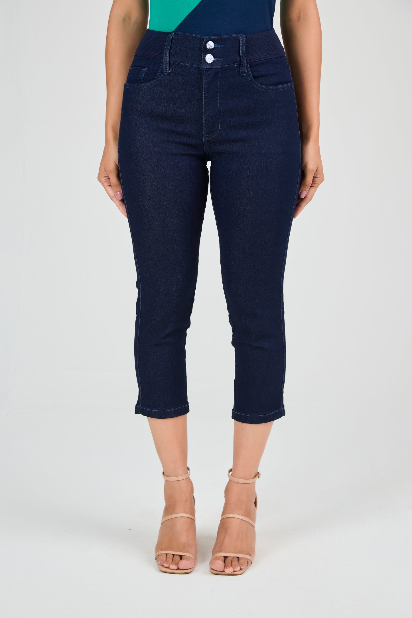 calça jeans cropped cintura intermediária cós de tricot