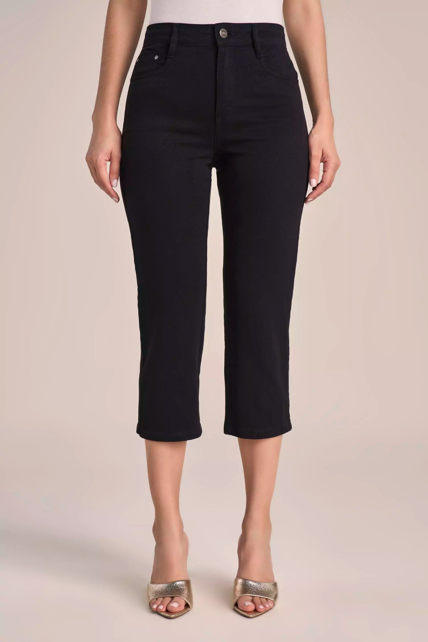 Calça Sarja Color Cropped Cintura Intermediária com Bordado