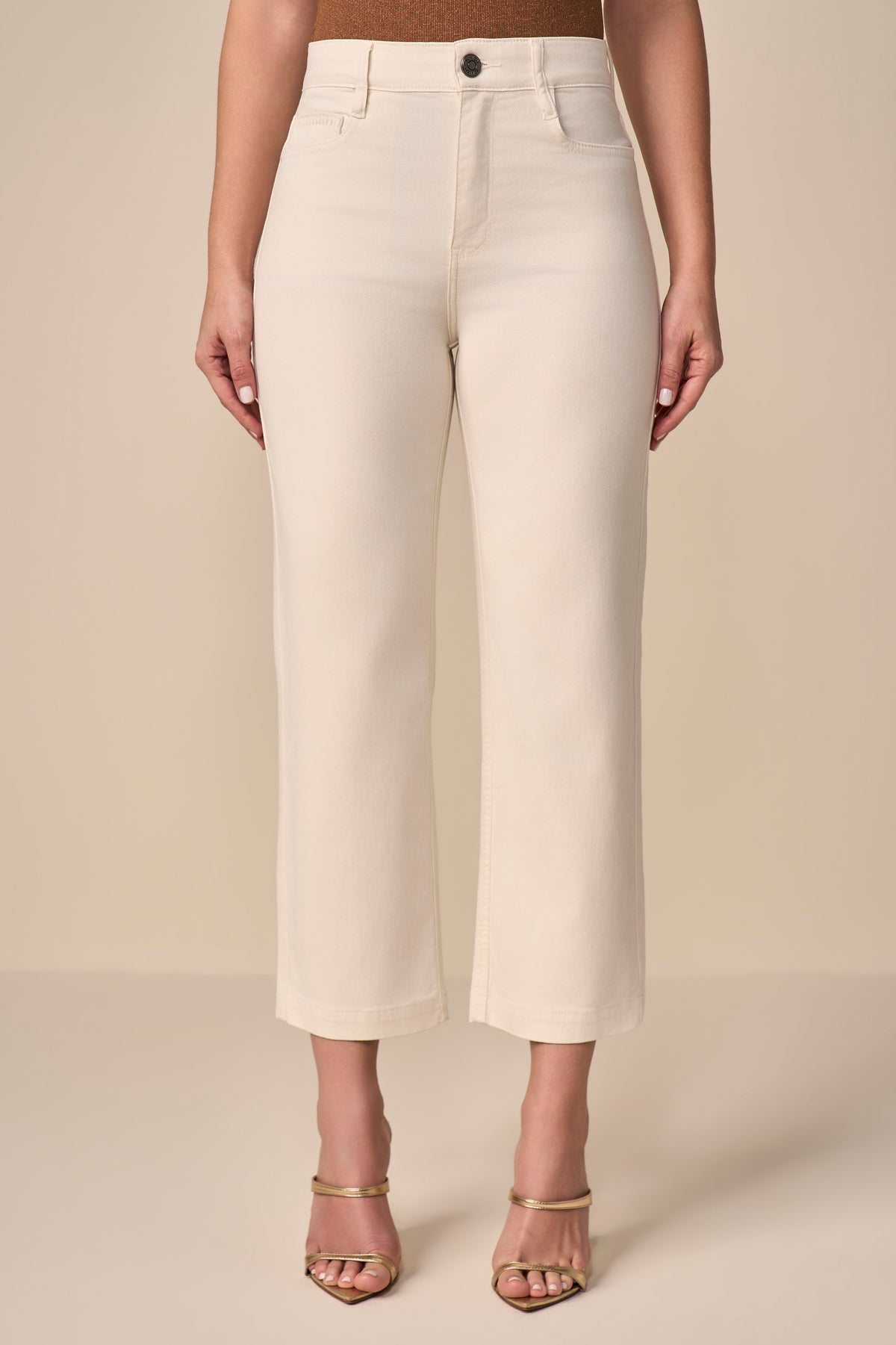 calça sarja color pantcropped cinturaintermediária com bordado