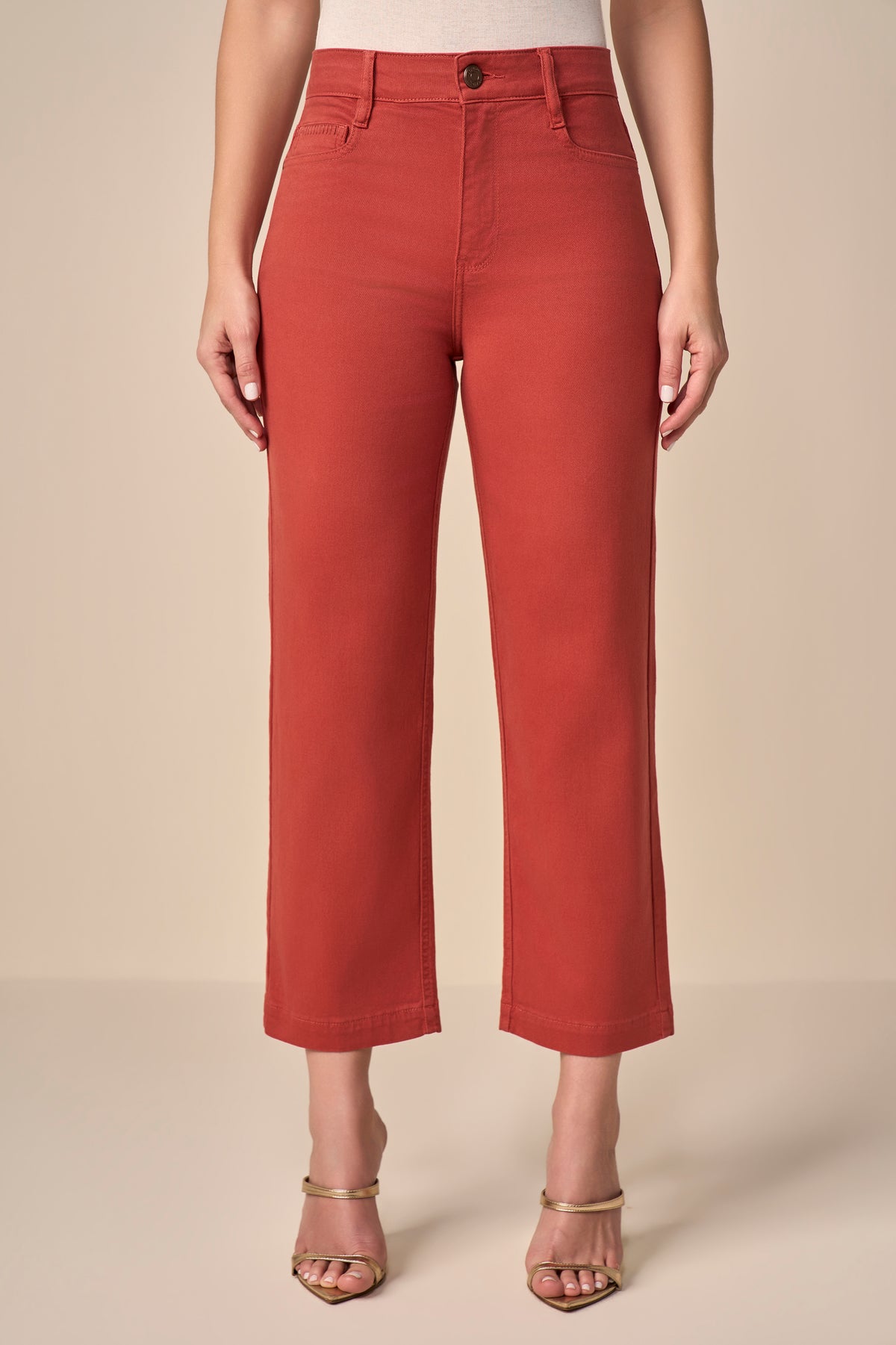 calça sarja color pantcropped cinturaintermediária com bordado