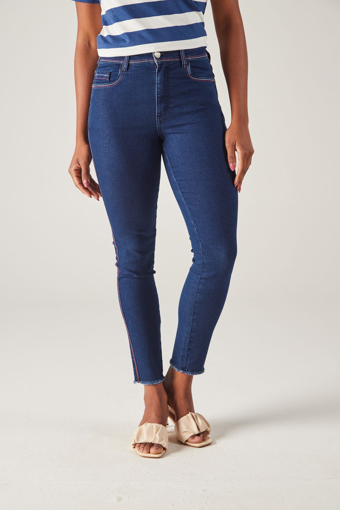 calça jeans skinny cintura intermediária navy