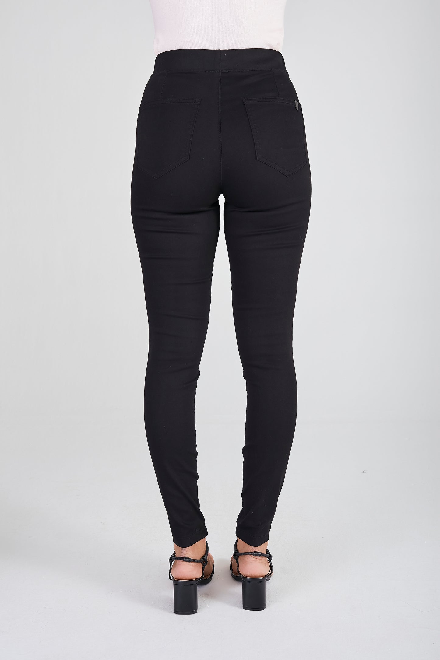 calça sarja color jegging cintura intermediária básica
