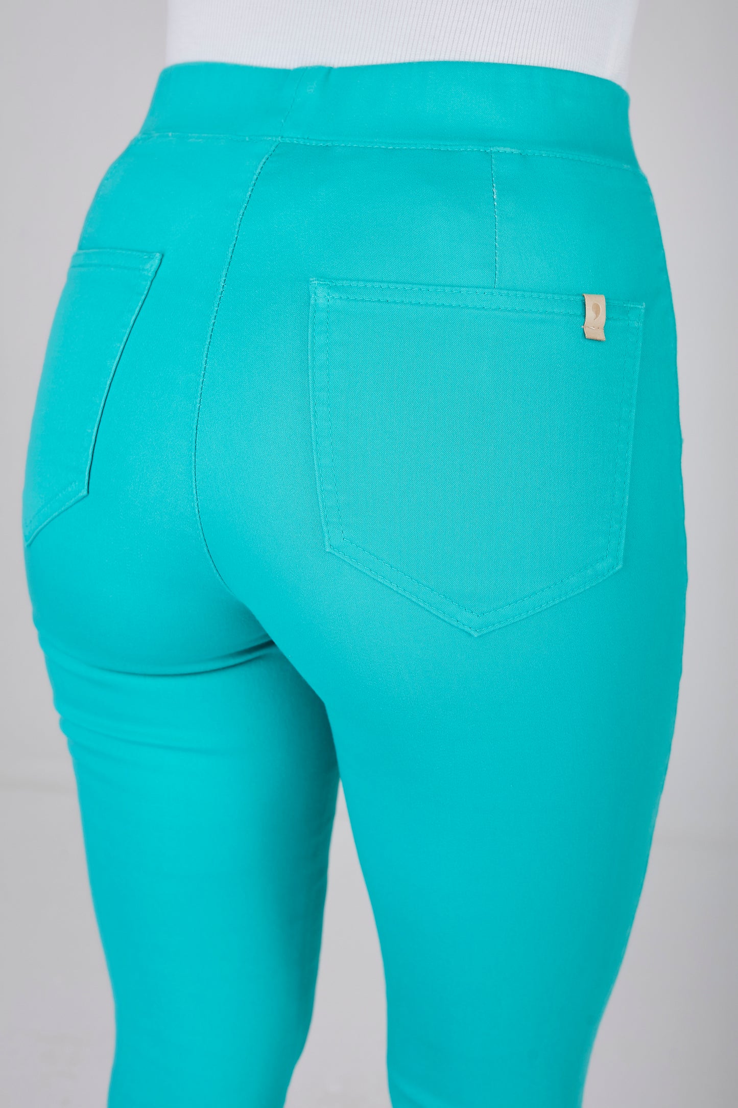 calça sarja color jegging cintura intermediária básica