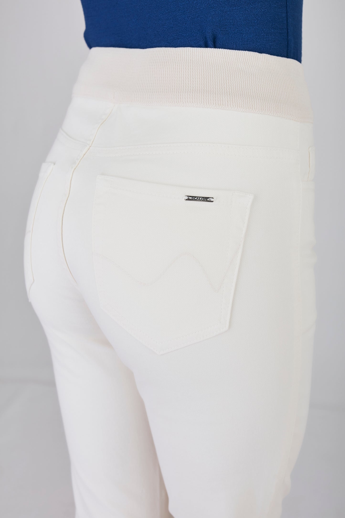 calça malha color skinny cintura intermediária cós de tricot
