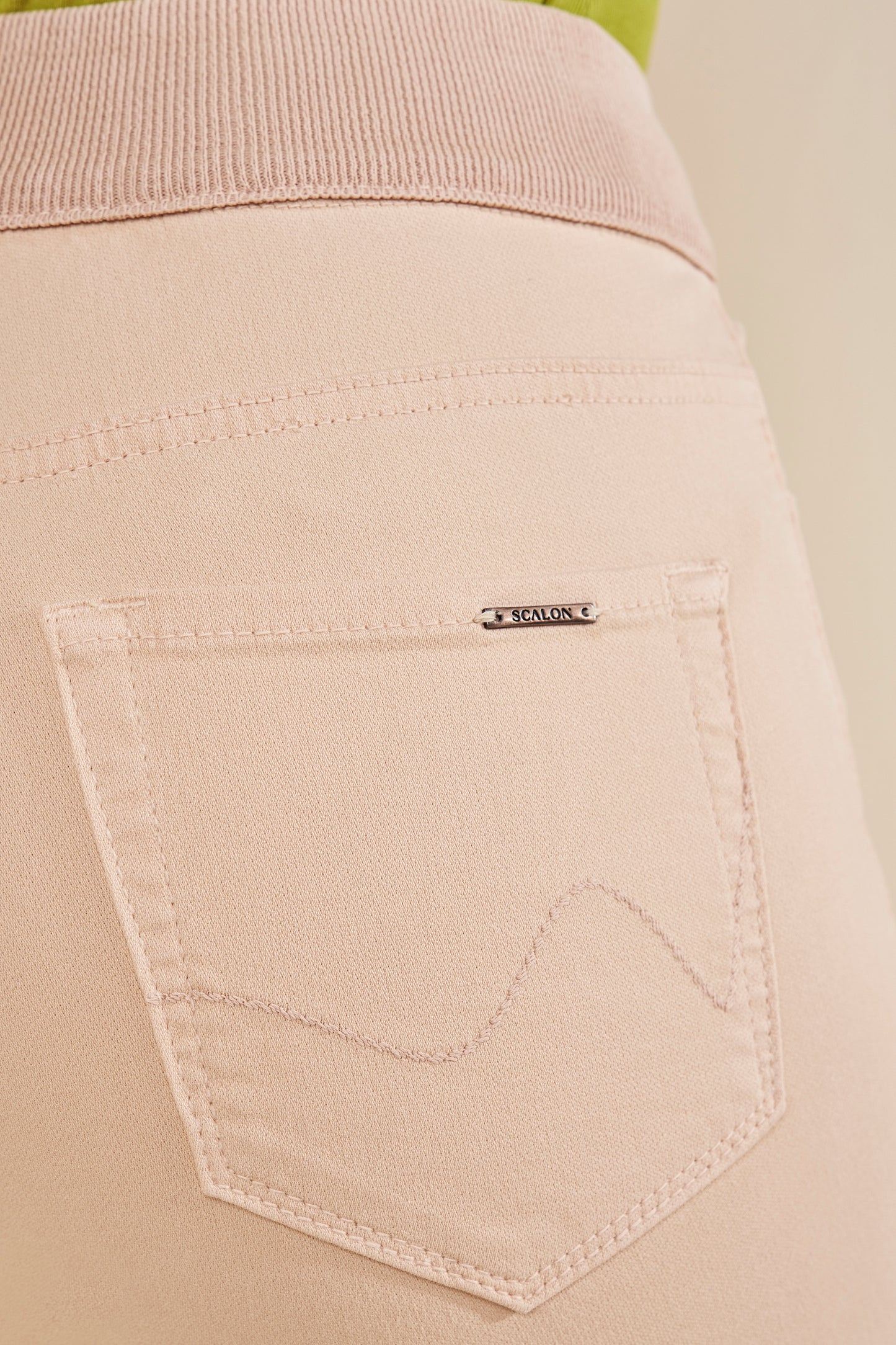 calça malha color skinny cintura intermediária cós de tricot
