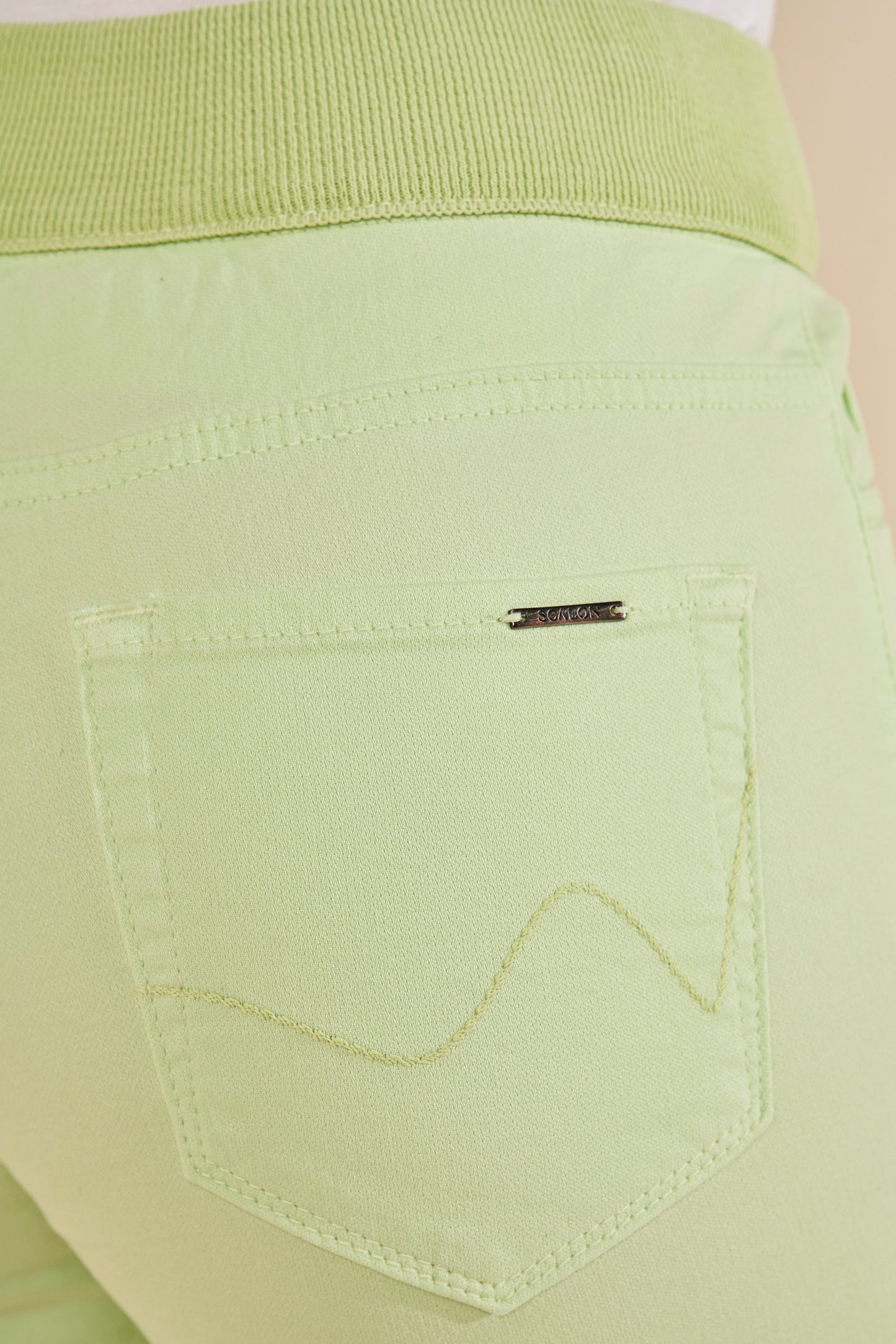 calça malha color skinny cintura intermediária cós de tricot
