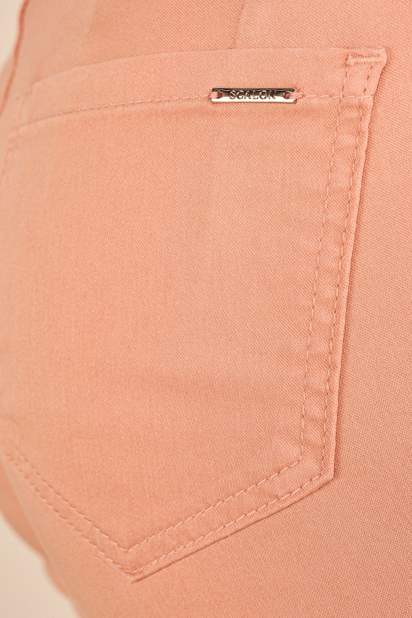 calça sarja color skinny cintura intermediária alfaiataria