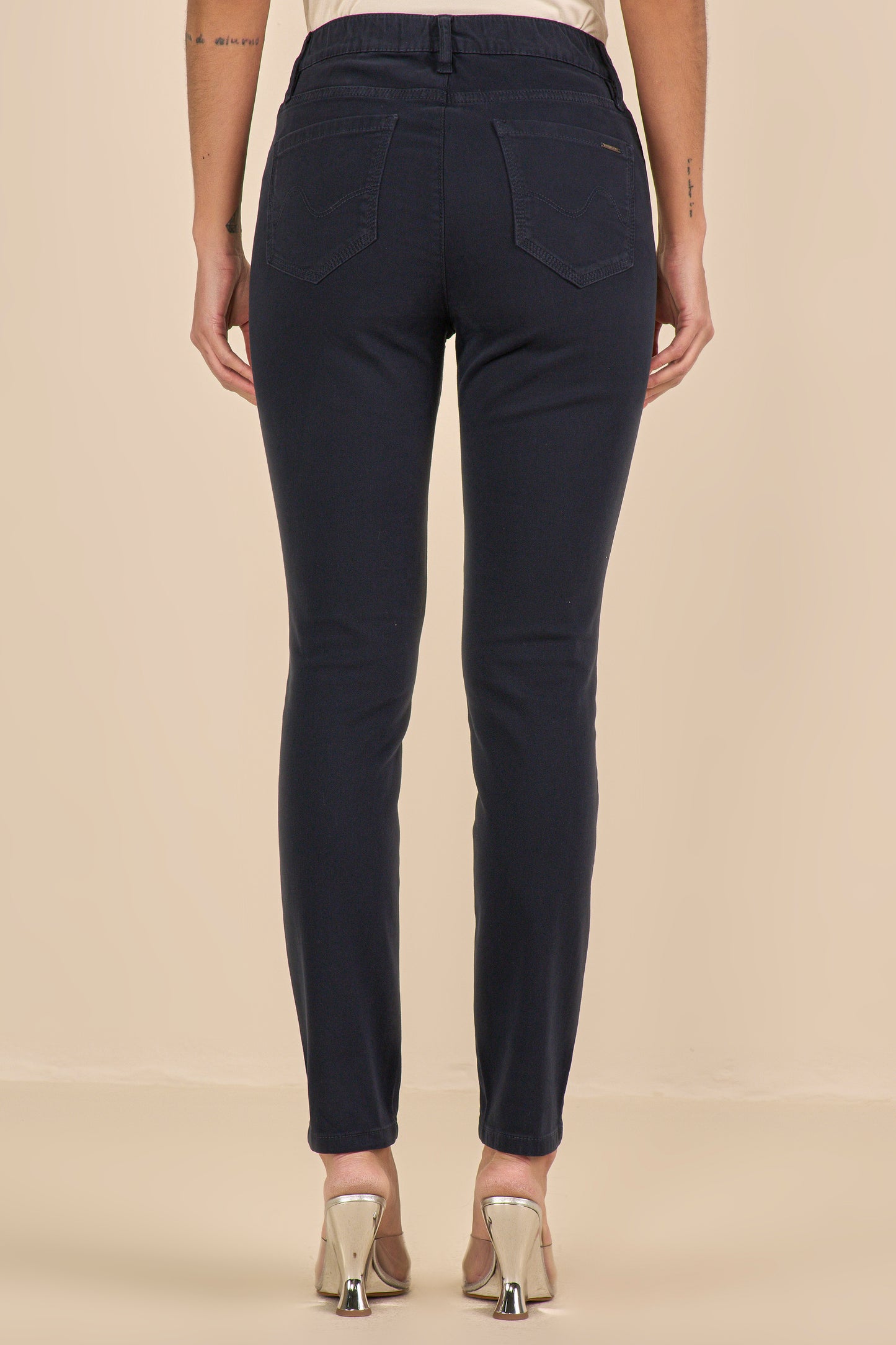 calça malha color skinny cintura intermediária com elástico