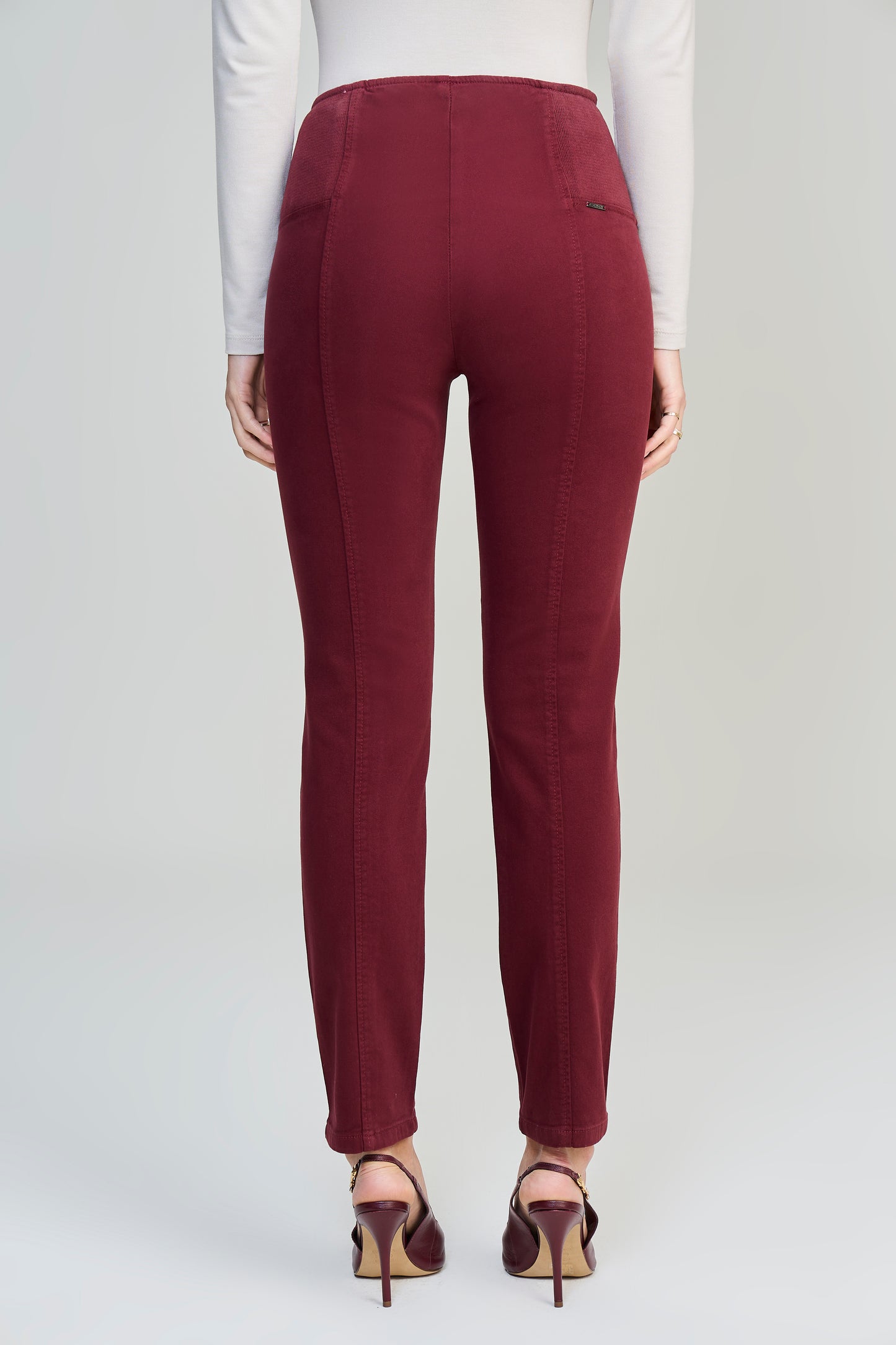 calça malha color skinny cintura intermediária cósde tricot largo