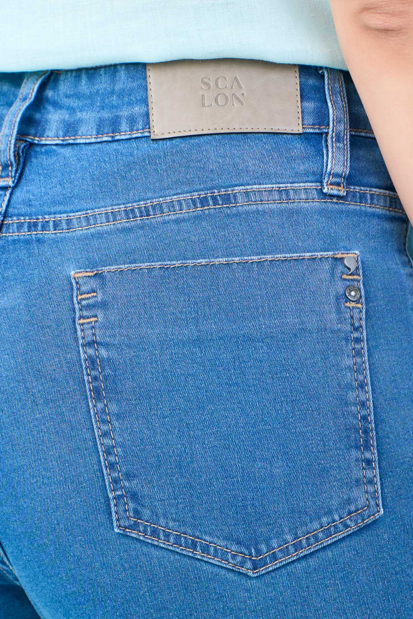 calça jeans skinny cintura intermediária com travetes