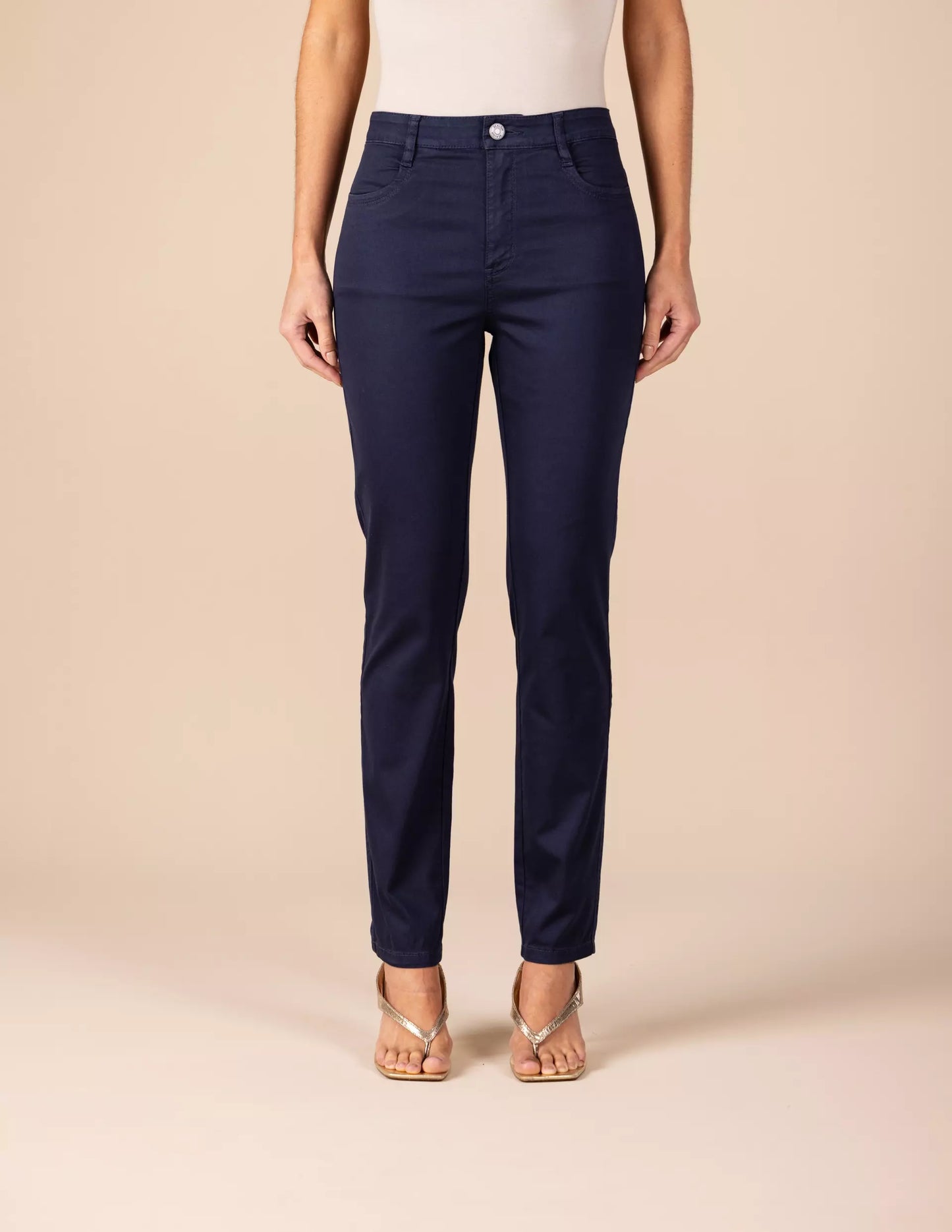 calça sarja color skinny cintura intermediária básico