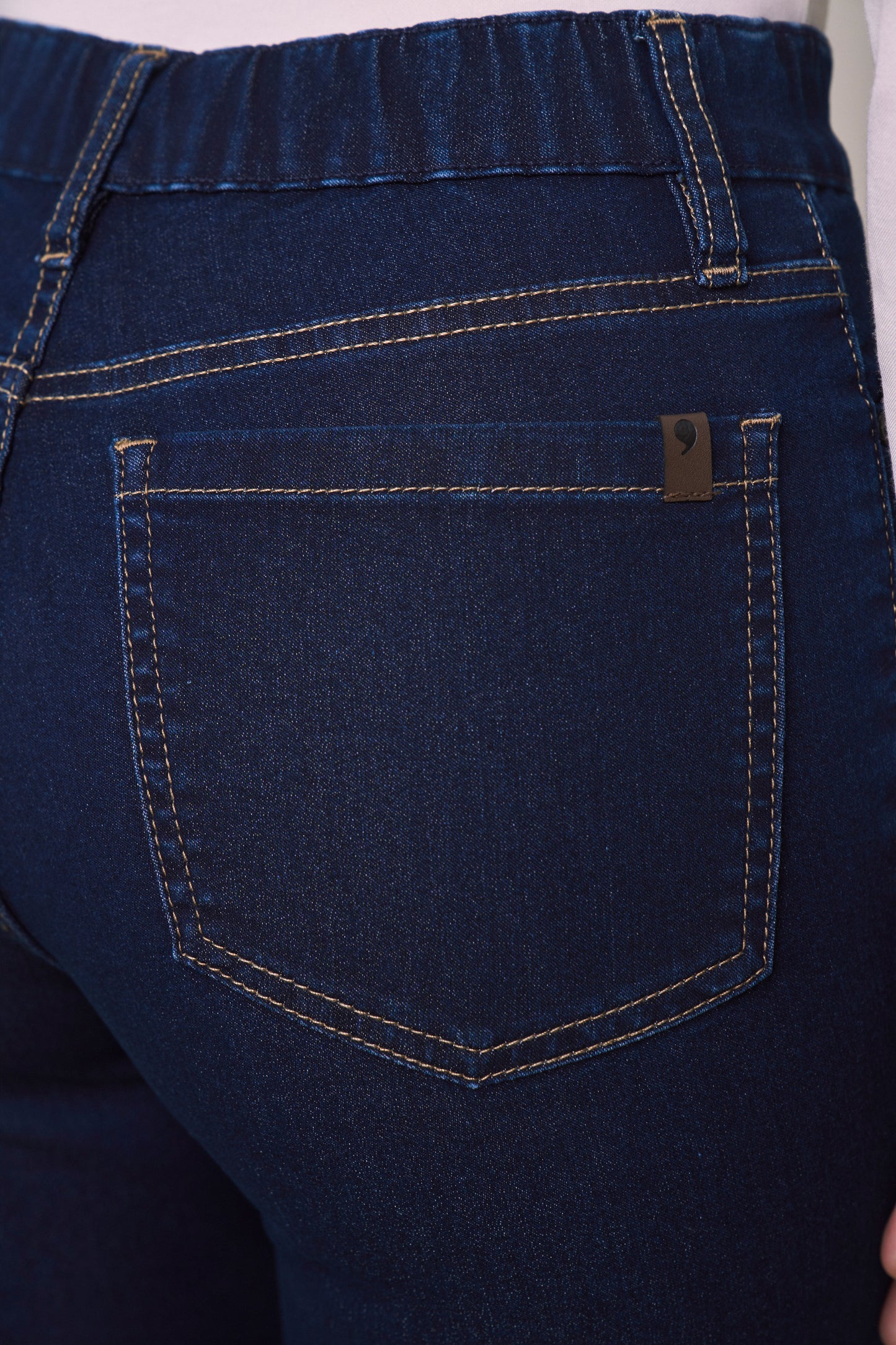 calça jeans skinny cintura intermediária com elástico