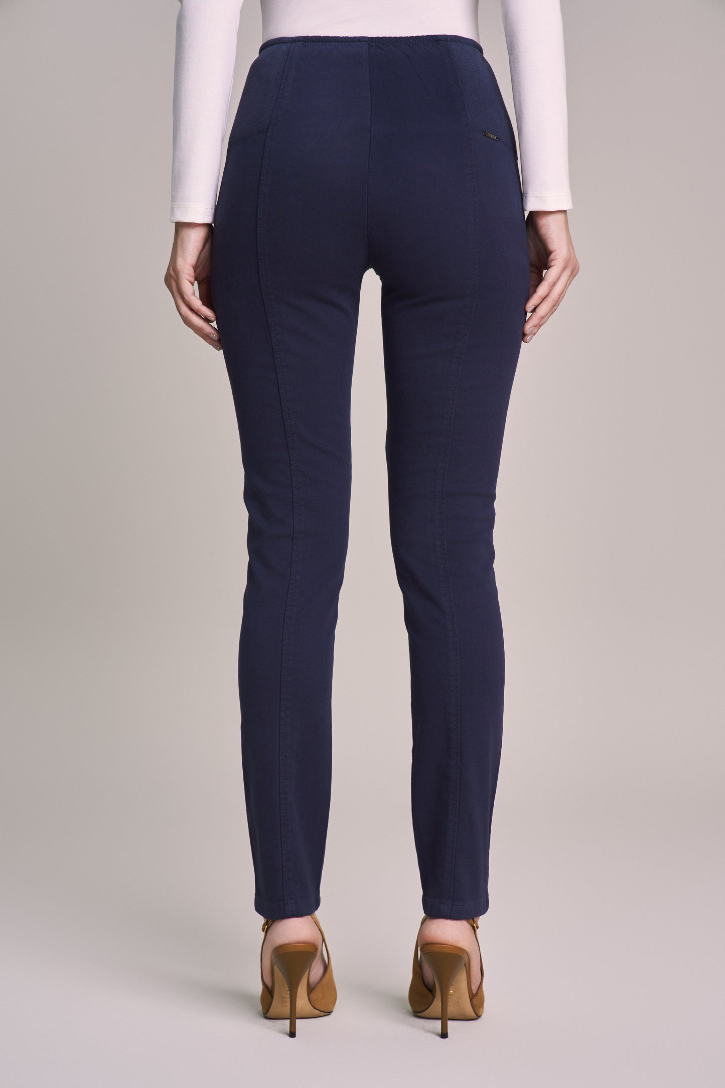 calça malha color skinny cintura intermediária cós de tricot largo