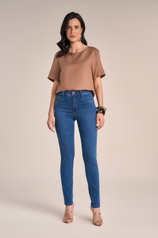 Calça Jeans Skinny Cintura Intermediária Tradicional
