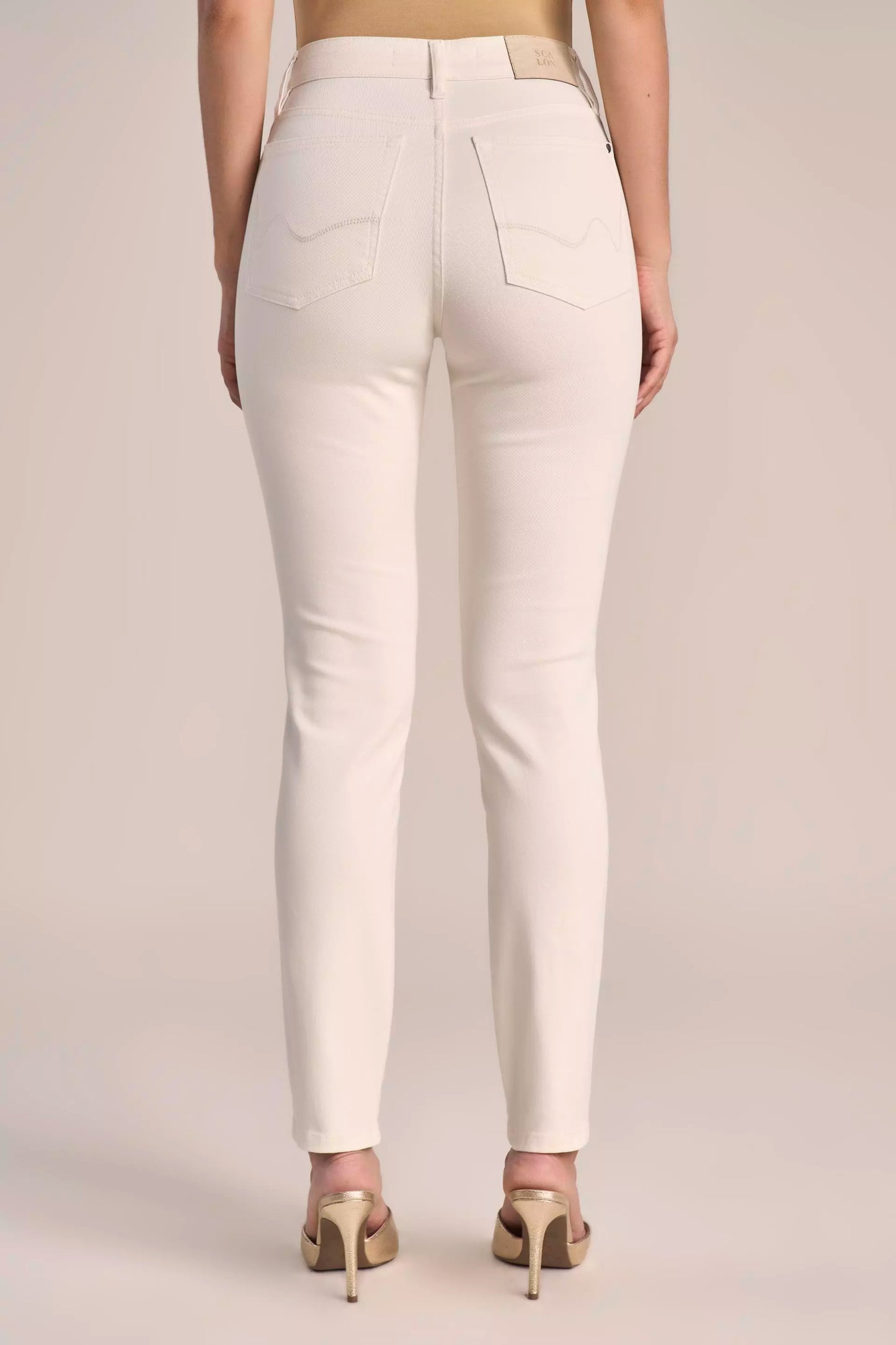 Calça Sarja Color Skinny Cintura Intermediária com Bordado