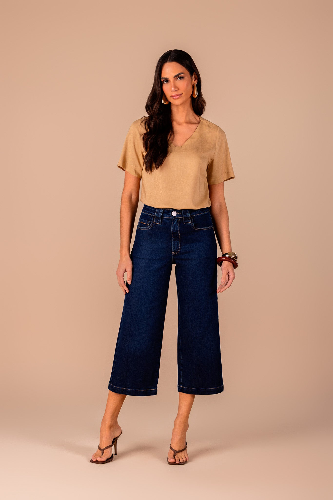 calça jeans pantacourt cintura intermediária tradicional