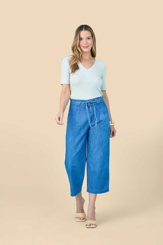 calça jeans pantacourt cintura intermediária clochard com cinto