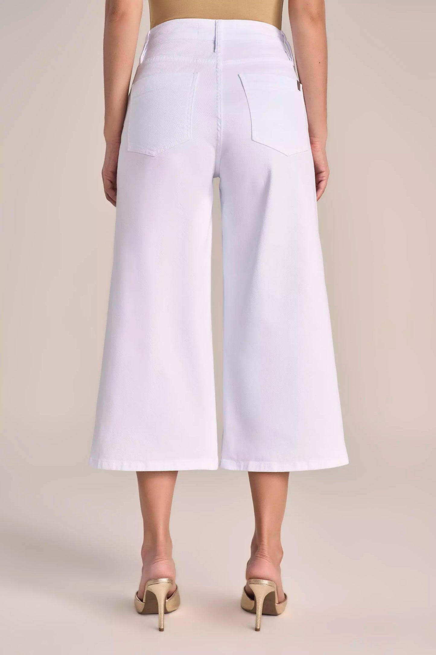 Calça Sarja Color Pantacourt Cintura Intermediária Tradicional