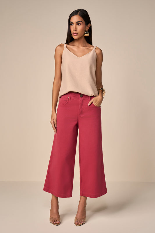 calça sarja color pantacourt cintura intermediária com recortes