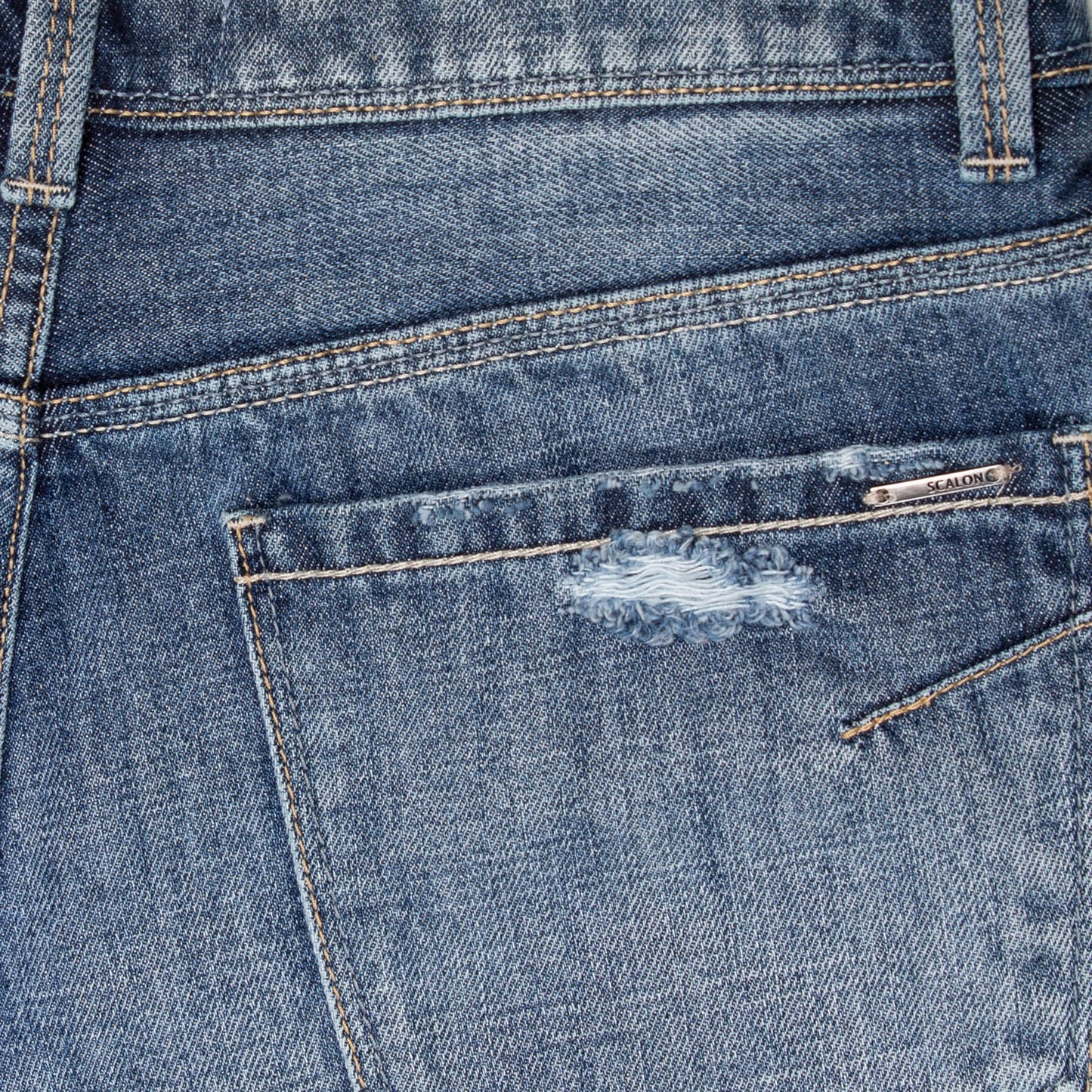 calça jeans boyfriend barra virada