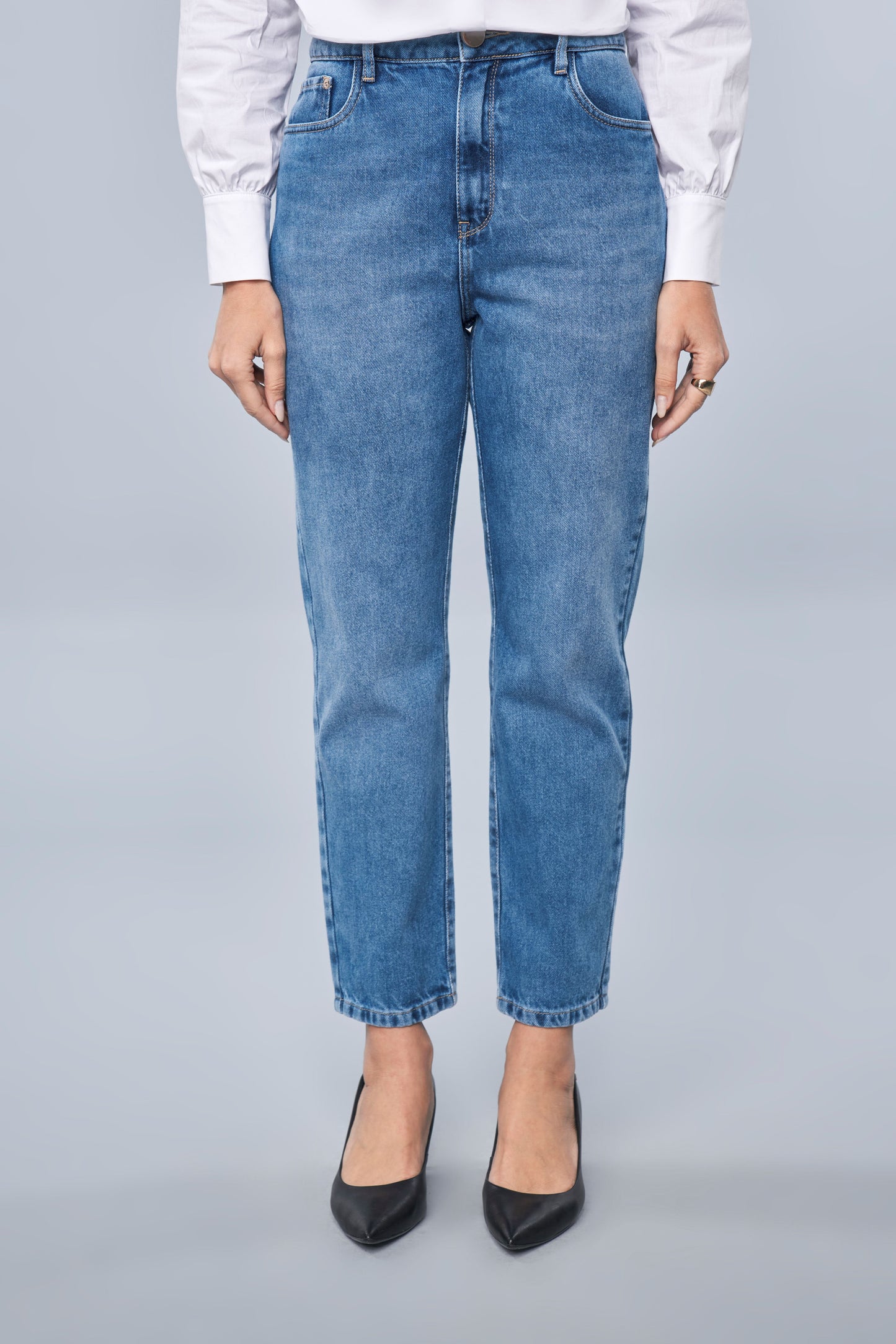 calça jeans boyfriend cintura intermediária