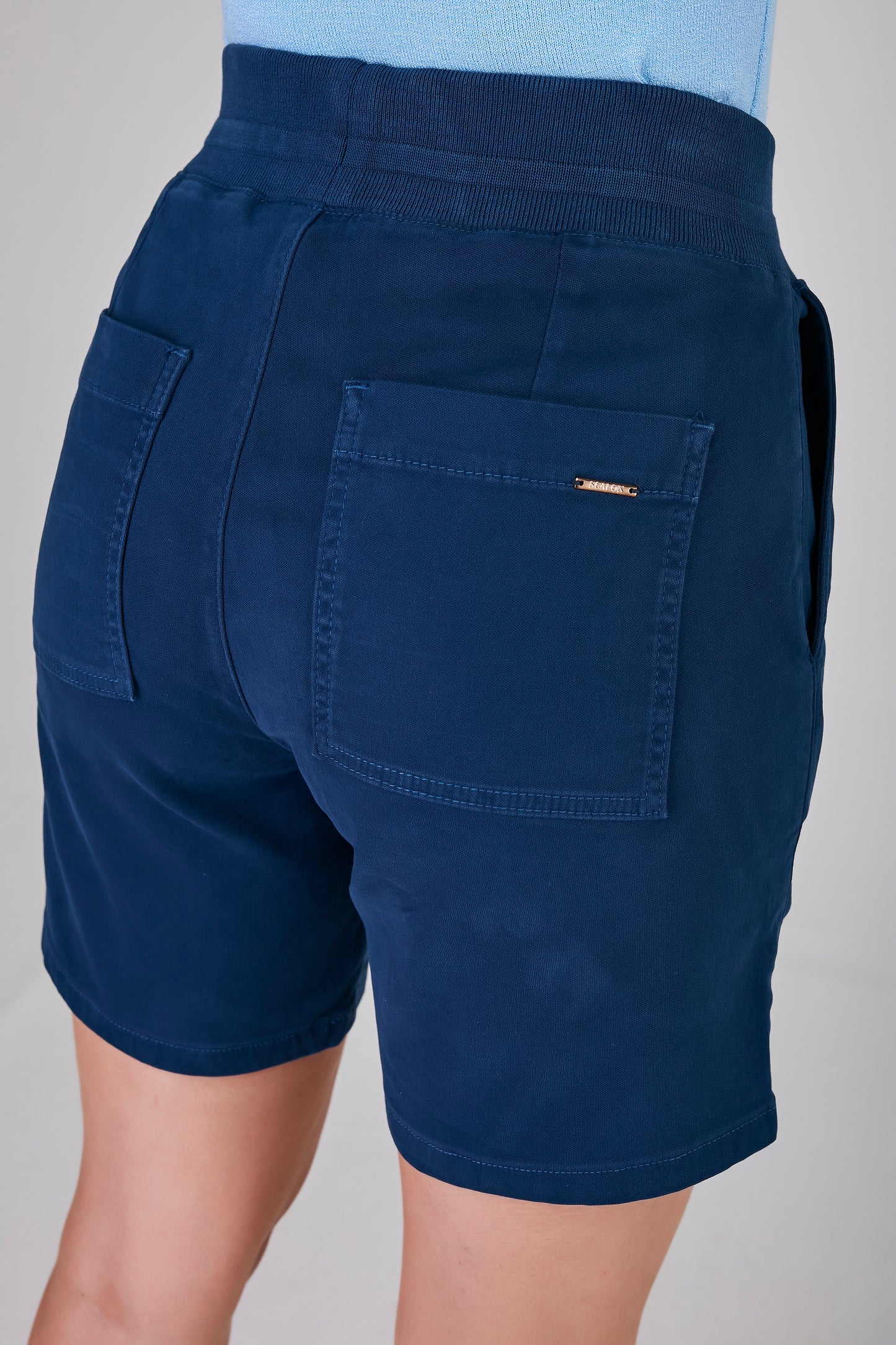 bermuda malha color midi comfort cintura intermediária cós tricot