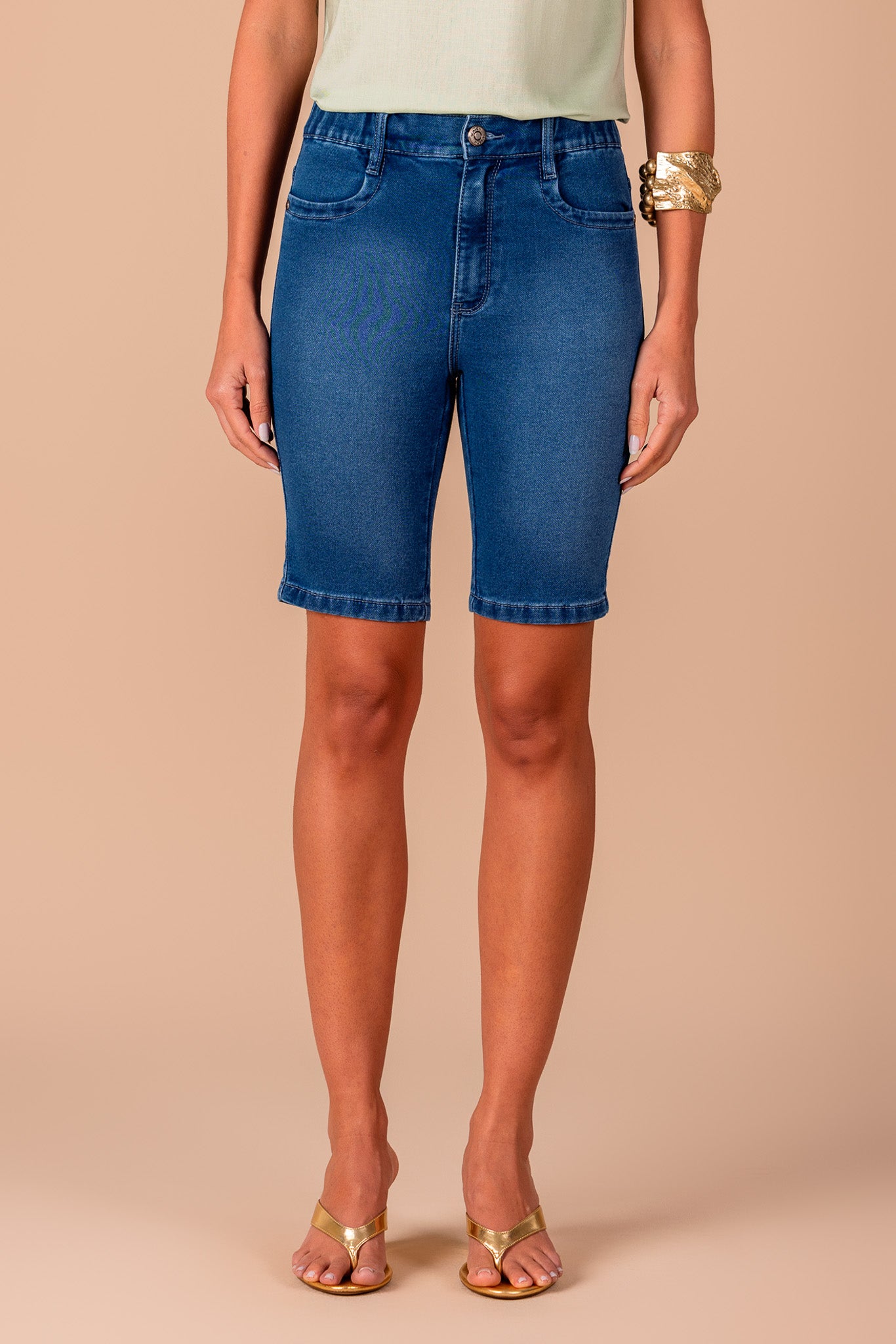 bermuda jeans malha ciclista cintura intermediária com elástico