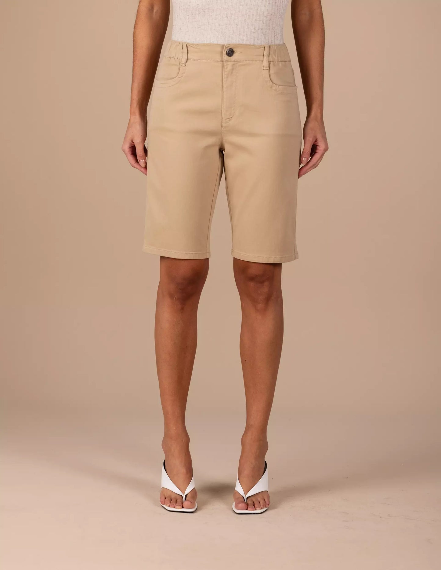 bermuda malha color ciclista cintura intermediária com elástico