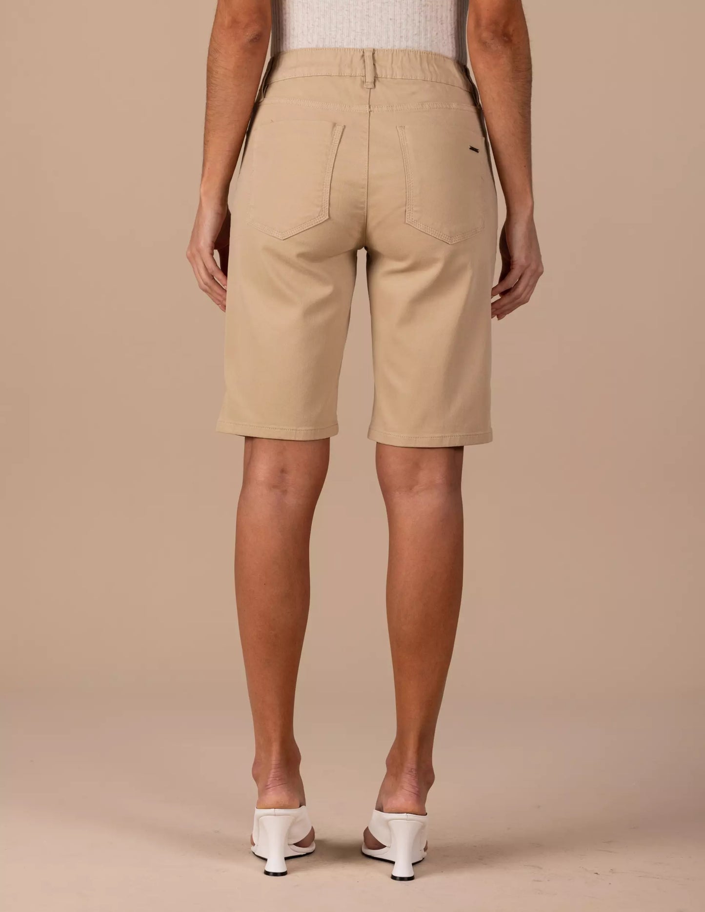 bermuda malha color ciclista cintura intermediária com elástico