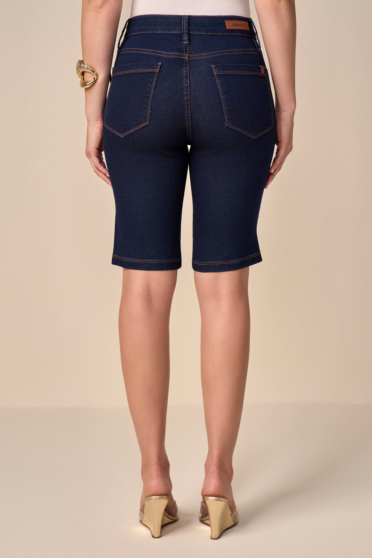 bermuda jeans ciclista cintura intermediária tradicional
