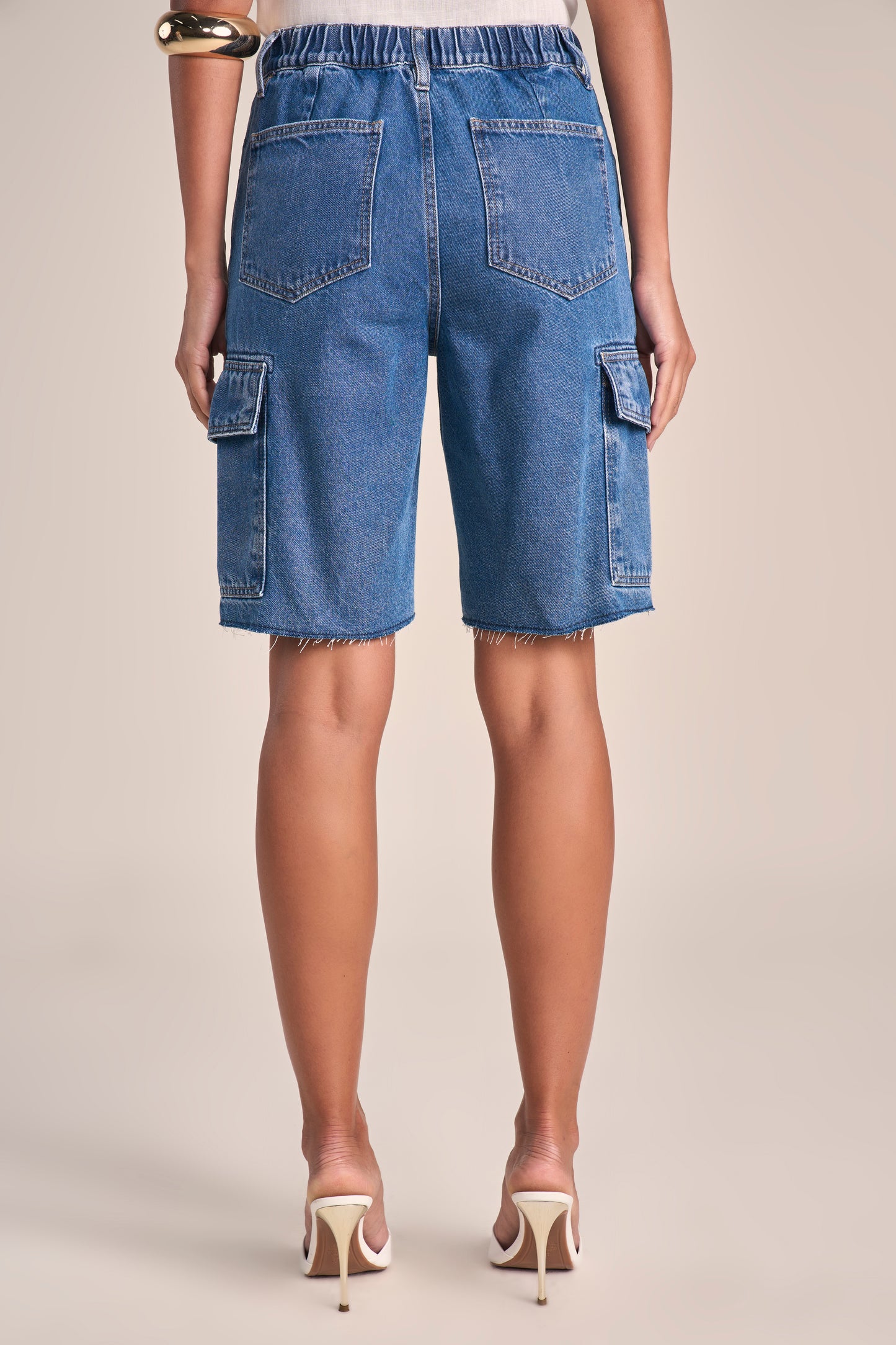 Bermuda Jeans Jorts Cintura Intermediária com Bolsos Cargo